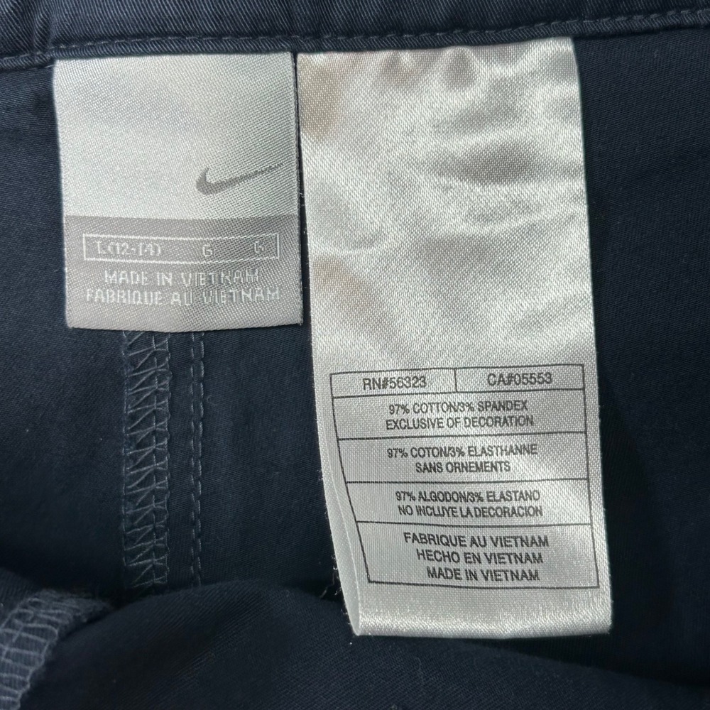Nike Womens Golf Shorts Navy Blue Striped Belt Size Large L 12-14 Stretch Cotton - Picture 3 of 7